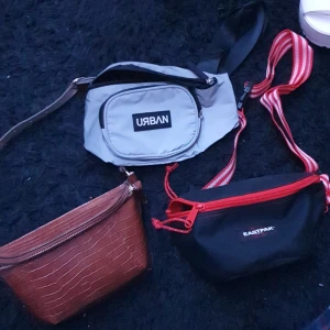 Urban, eastpak, hm - Magväska 3 olika sorter, paketpris 150kr eller kom med bud, säljs även styckvis 