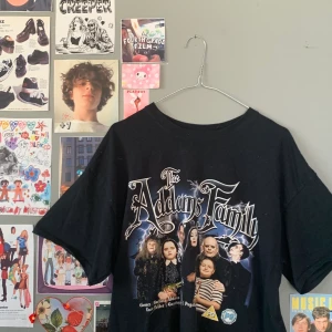 Beyond retro t-shirt - Skit ball beyond retro tröja i storlek XL köpt för 350kr💕