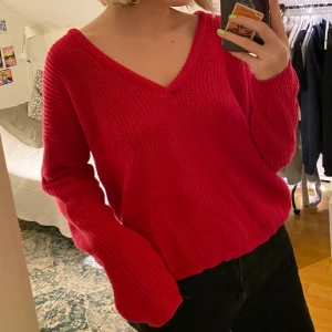 Stickad tröja - Rosa stickad tröja från nakd