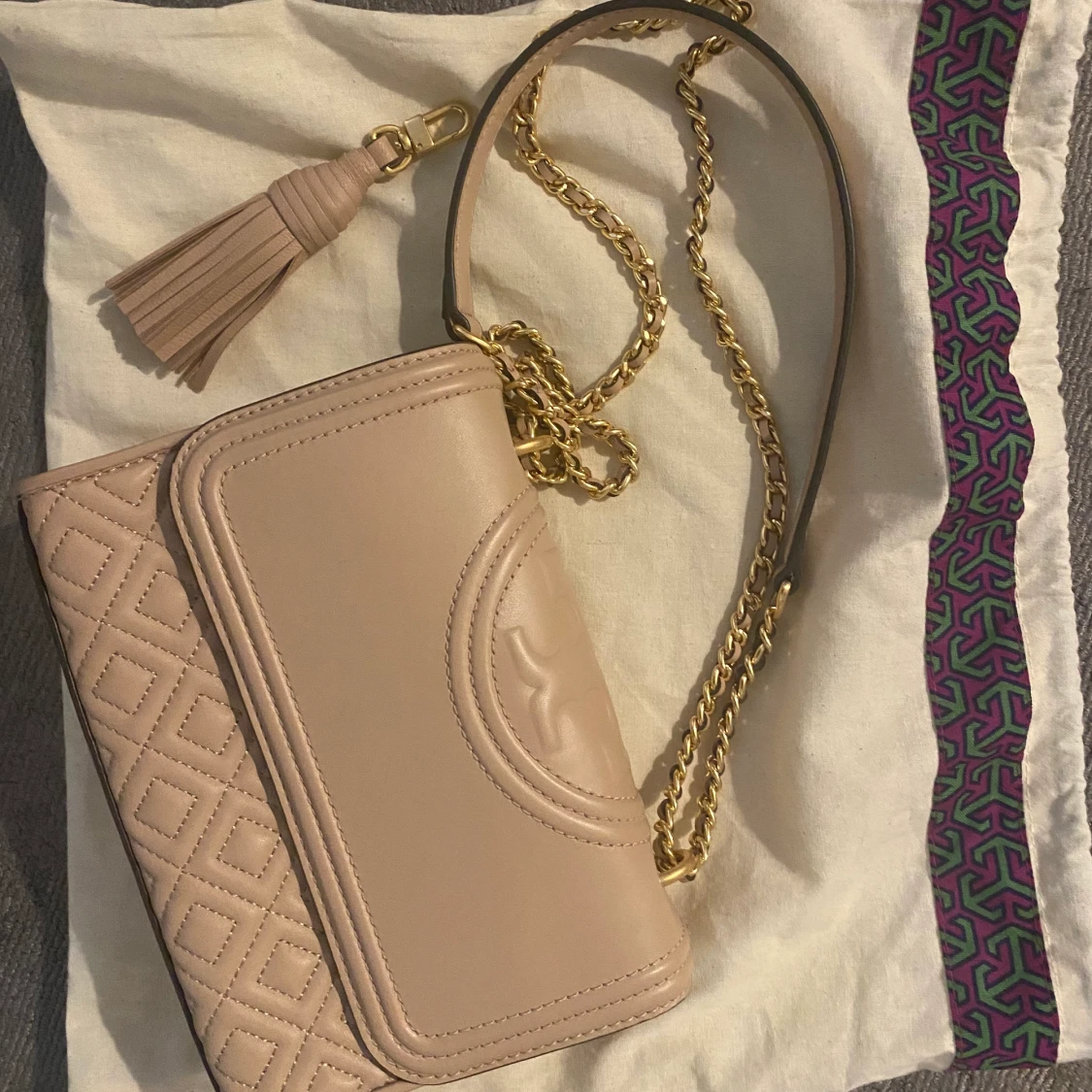 Tory burch Flemming beige small oanvänd