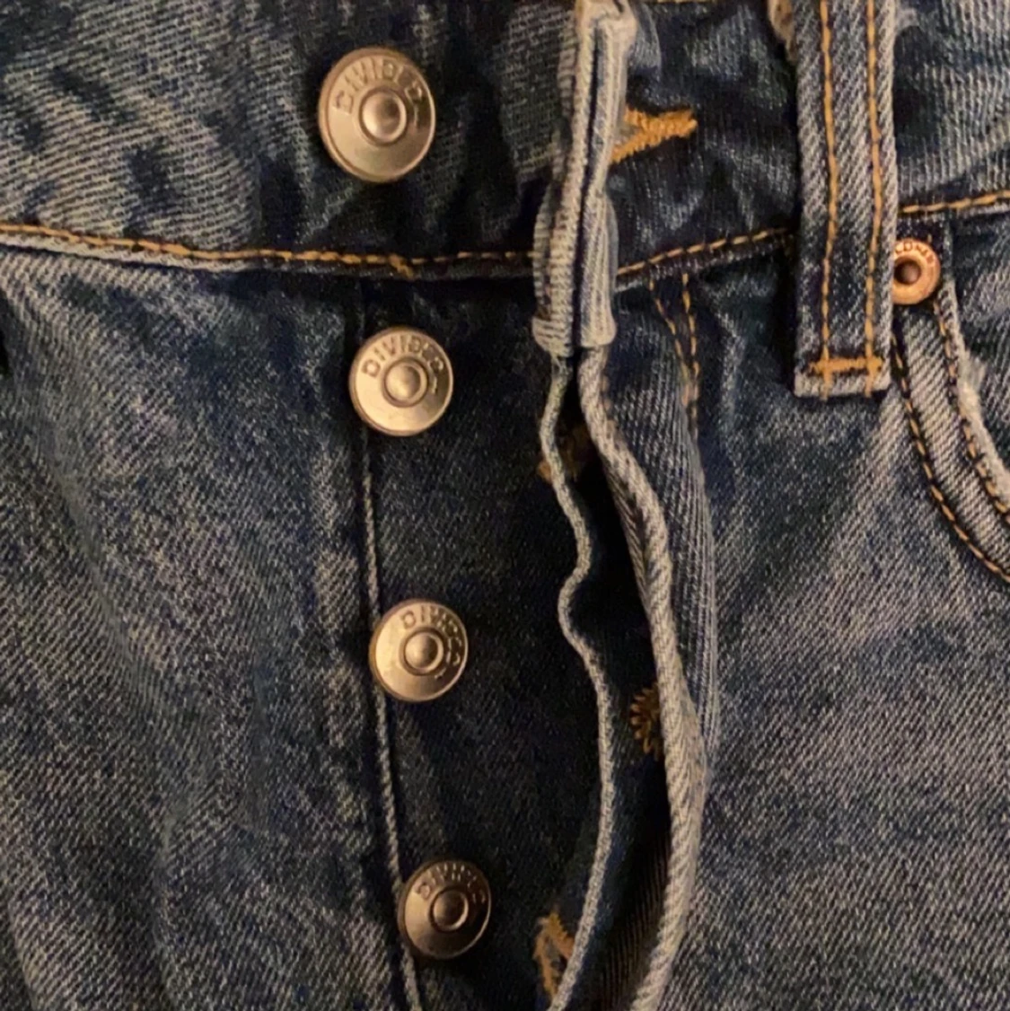 Raka rippade jeans - 91