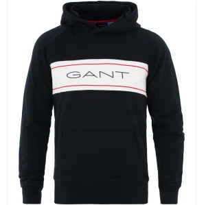 Gant - säljer denna gant hoodie. I herrstorlek S.  Den är endast använd 1 gång. Köptes för 1400-1500kr ungefär och säljer för 900kr. Frakt 110kr