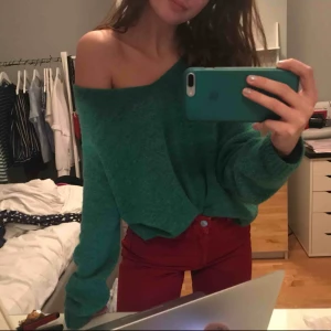  - Jättemysig tröja från hm. Priset är inkl frakt!!