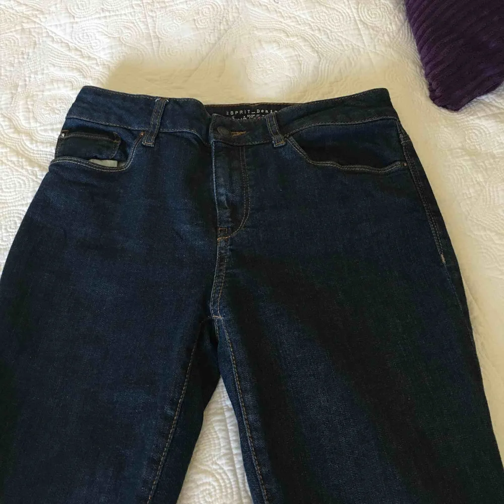 Esprit jeans slim fit str 27/32 . Jeans & Byxor.