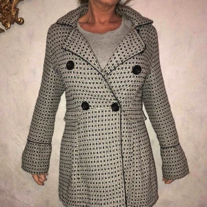  - Kort kappa i fint skick!