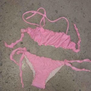  - Superfin rosa bikini i storlek xs, använt 3 gånger i fint skick! Nypris 200 kr