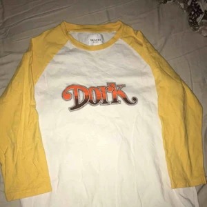  - Trekvarts tröja från carlings storlek S! Ordinarie pris 299kr, använd två gånger och är i ett väldigt bra skick! Köparen står för frakten 