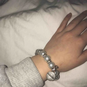  - Pärl armband från isadora 