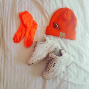  - Fila Disruptors II som jag har velat ha for the longest time, visade sig vara för små för mina fötter - så släpper dem vidare till någon som kan rocka dem bättre än mig! 🍑