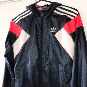  - Adidas jacka, bra skick! 150:-