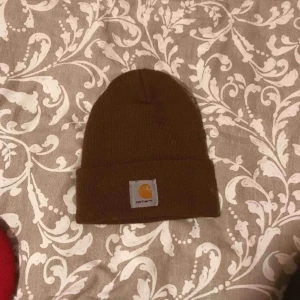  - Snyggaste carhart mössan!😍 knappt använd! 