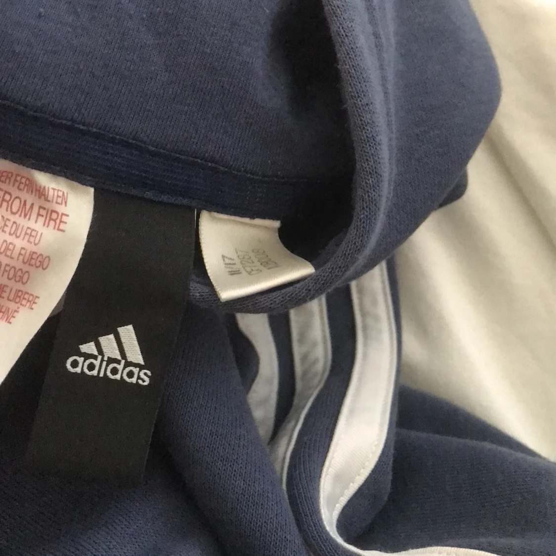 Adidas tjocktröja - 91