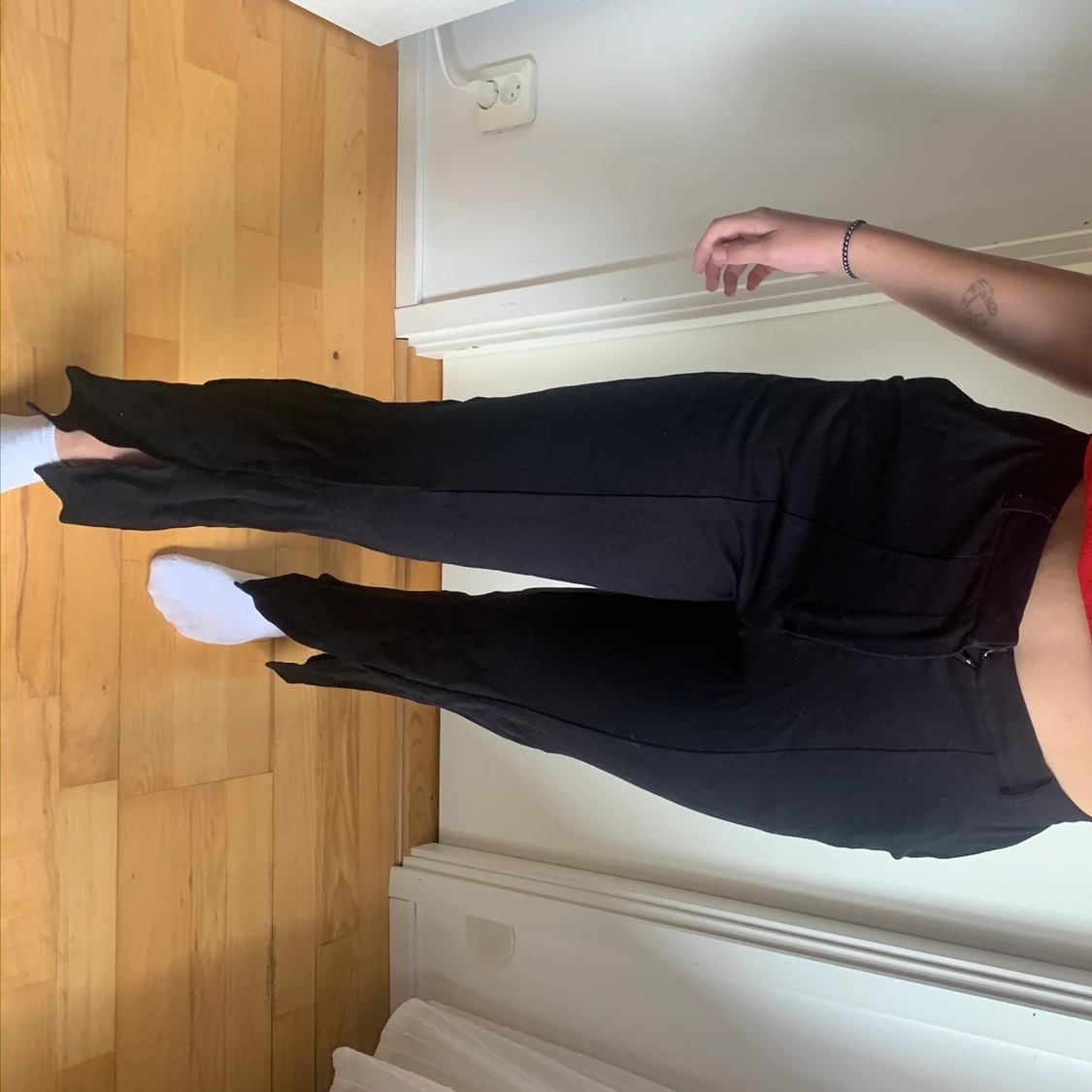 Byxor från NAKD med slits fram - 90