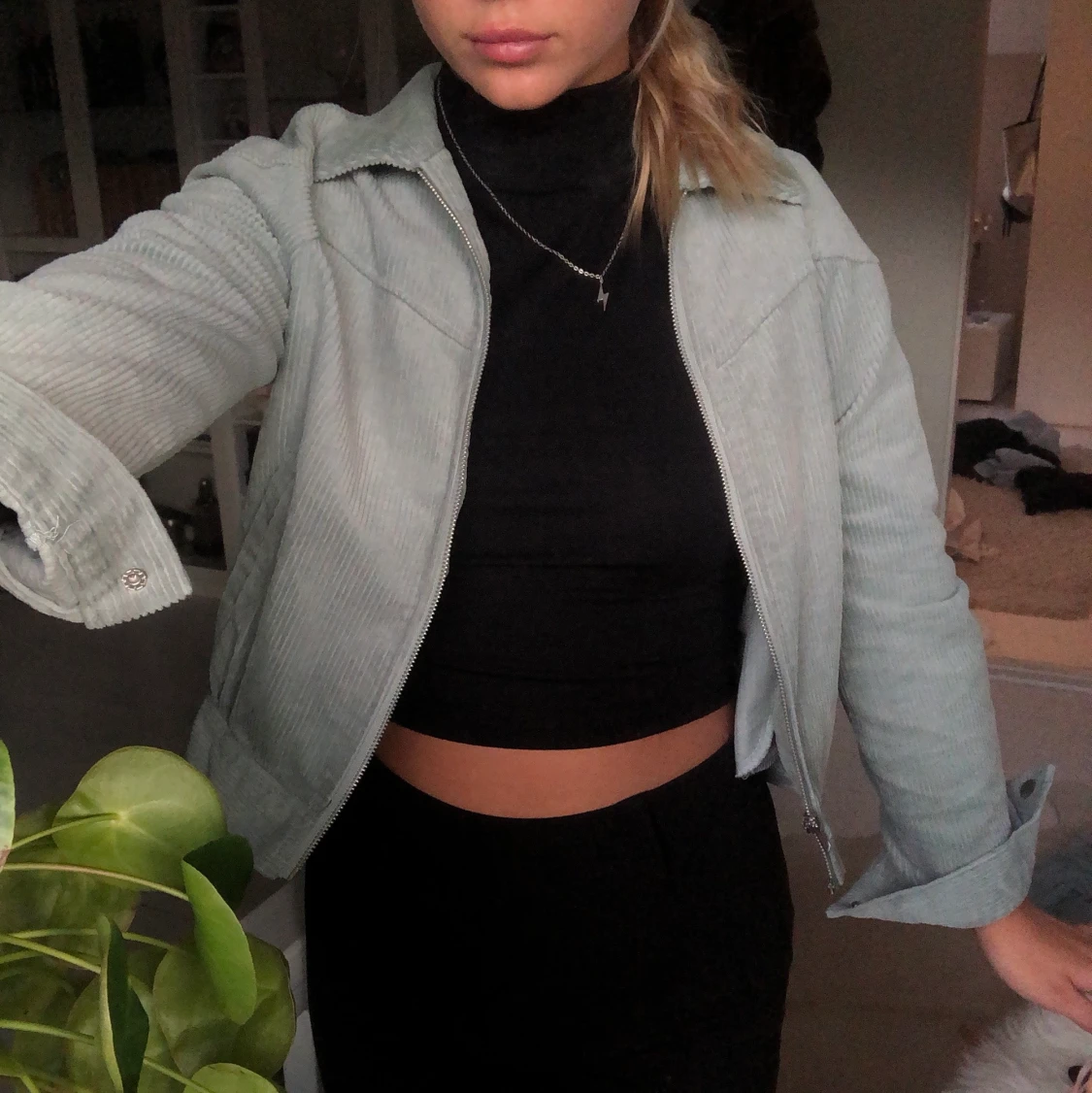 Nakd mancheserjacka - 90