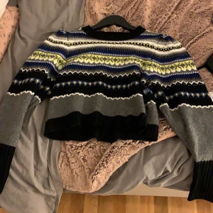 Stickad crop topp - Använd 1gång