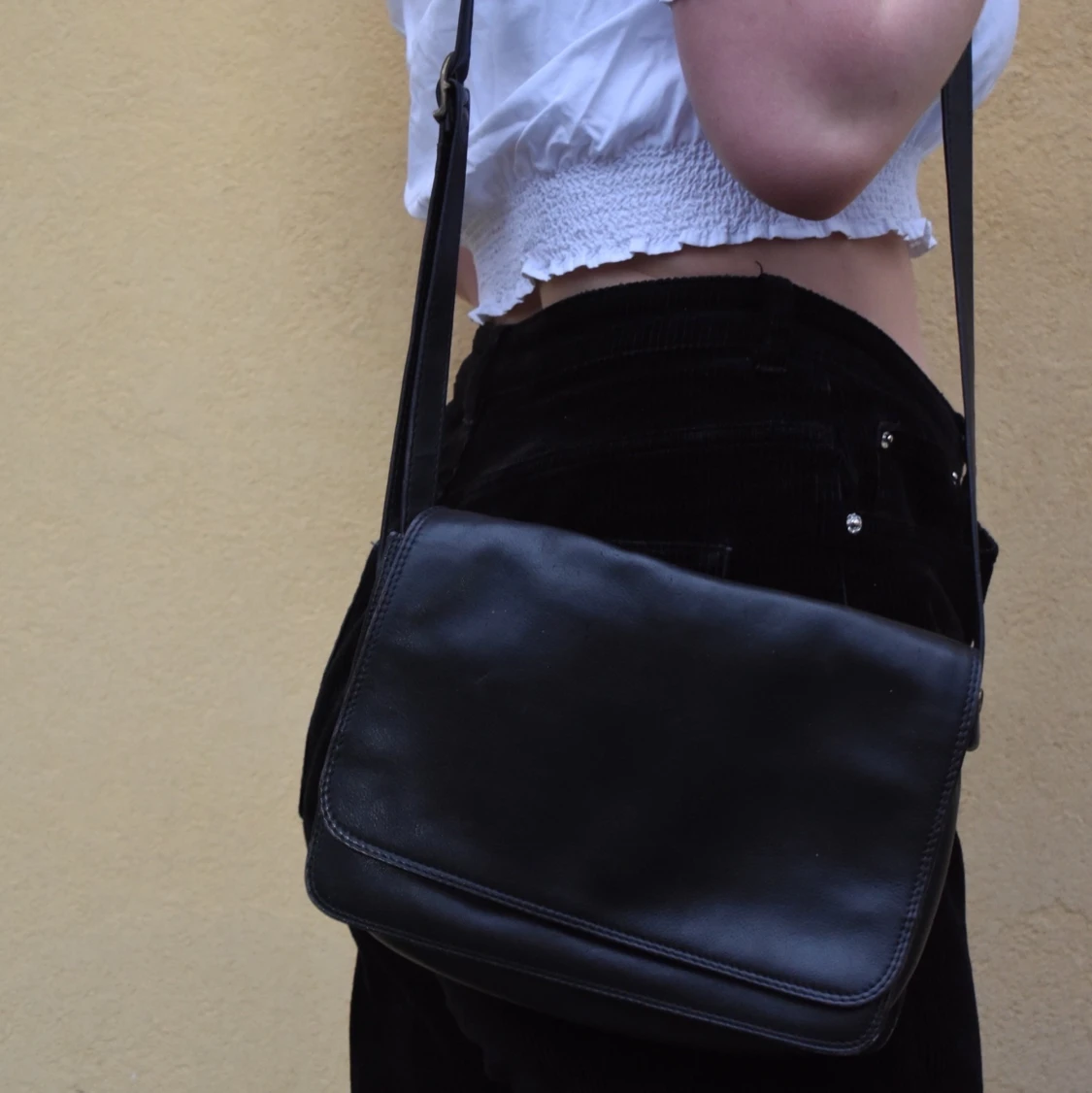 perfekt svart väska - 90