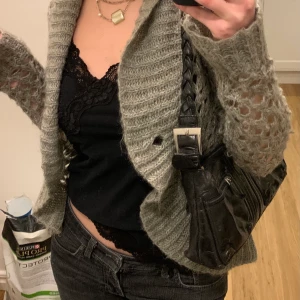 Stickad kofta  - Super snygg kofta från esprit, strl M men passar S💕💕