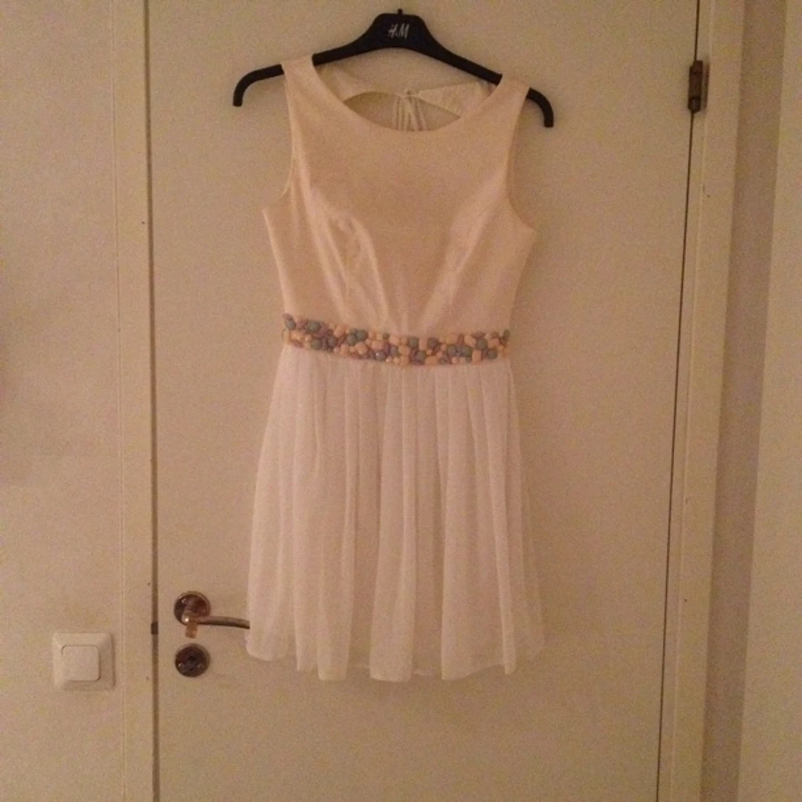 Jättefin studentklänning. Använd 1 gång. Pris kan diskuteras