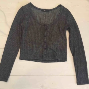  - Topp från bikbok. Använt 1 gång. 