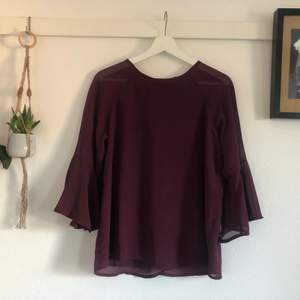 Blouse, Size L, never worn, great condition