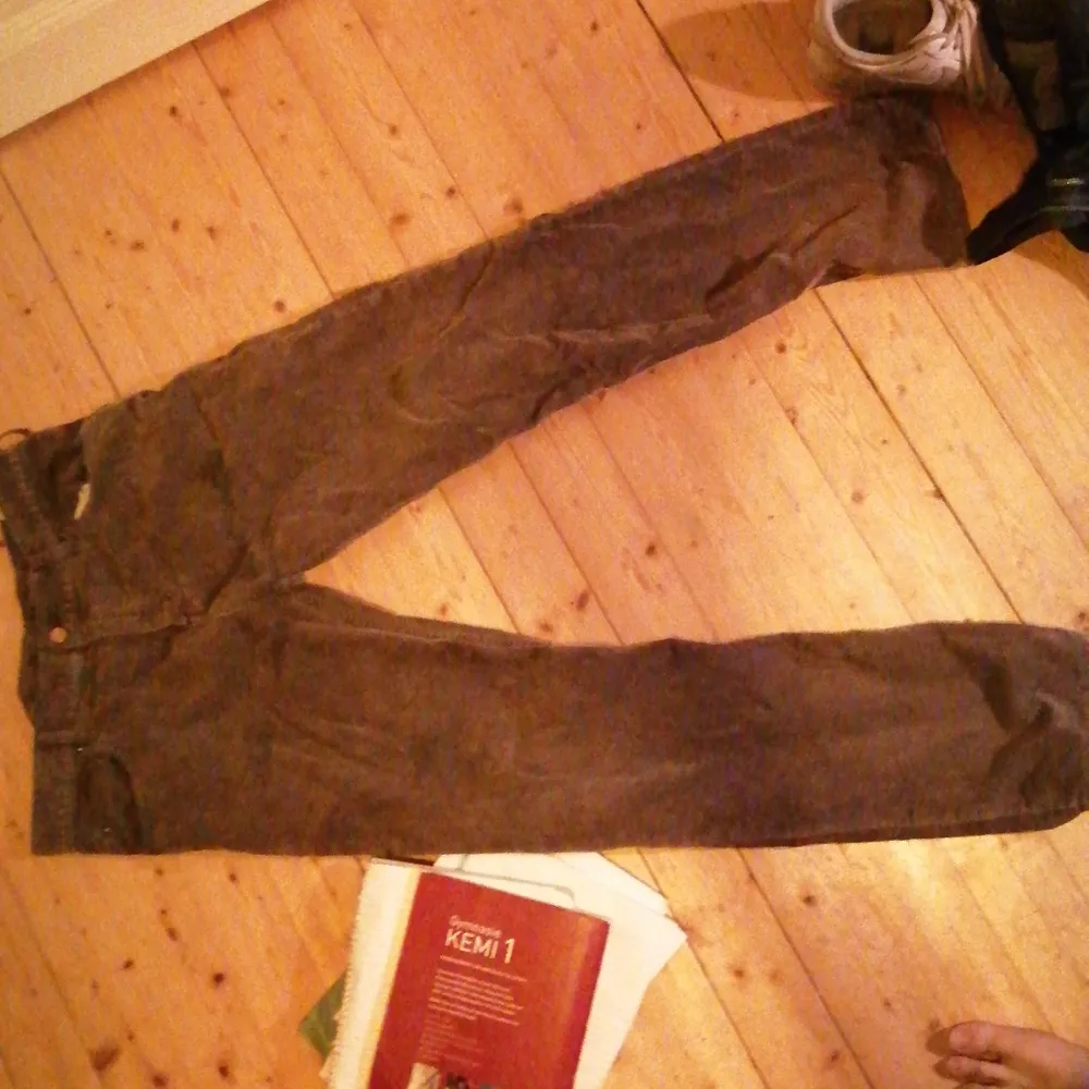 Carhart byxor 33/34 brun. Jeans & Byxor.