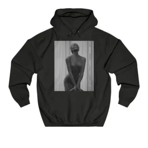 The cool elephant hoodie! - Säljer min assnygga the cool elephant hoodie! Jag köpte den för 590 kronor men säljer för 300. Den är i nyskick ❤️