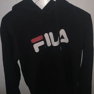 Fila tröja - XS, så gott som ny!