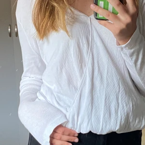 Vit tröja - I fint sick