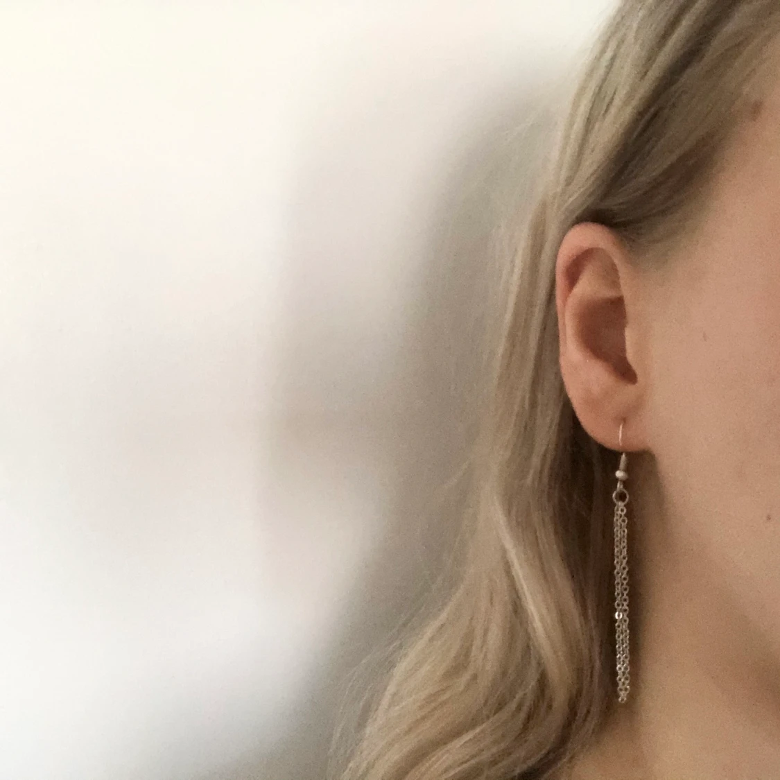 Örhängen med tunna kedjor  - 91