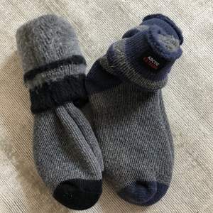 2 pairs of Winter socks. 