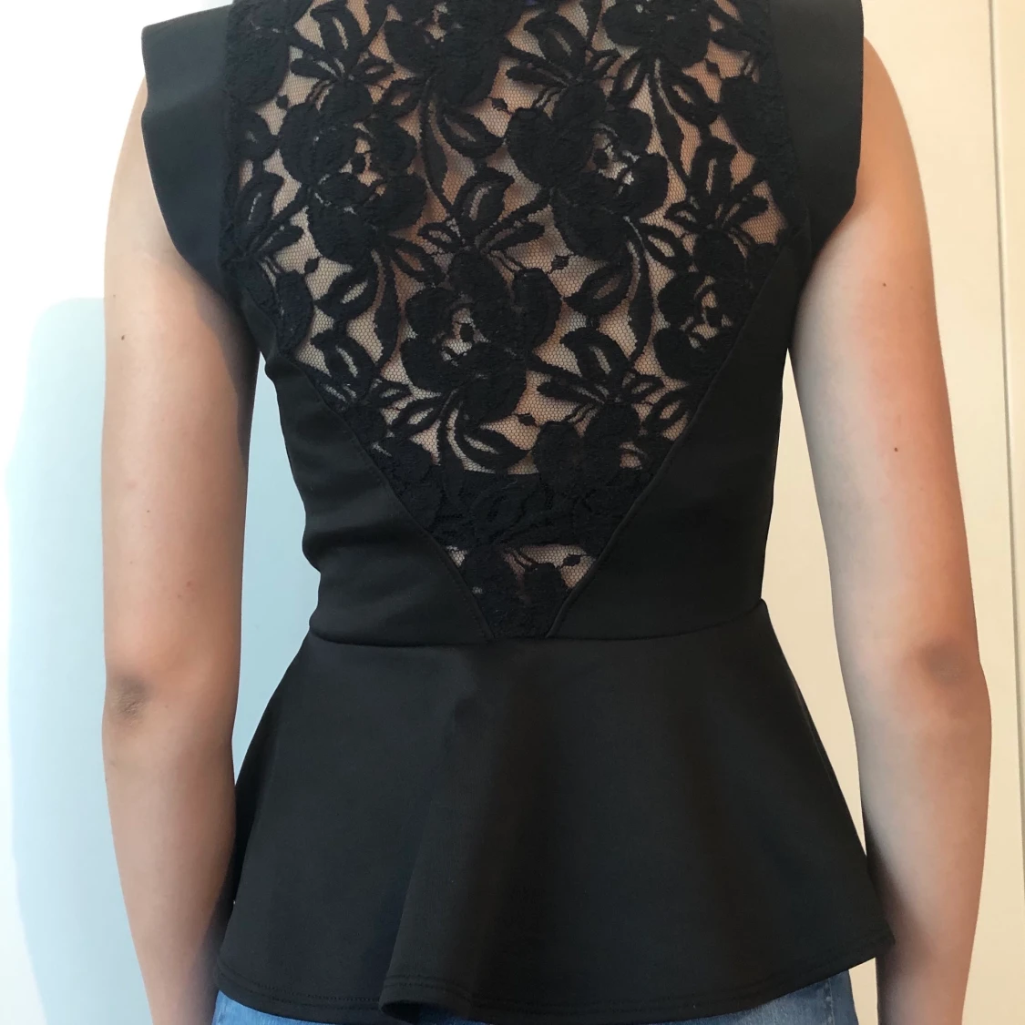 Fin topp med spets - 90