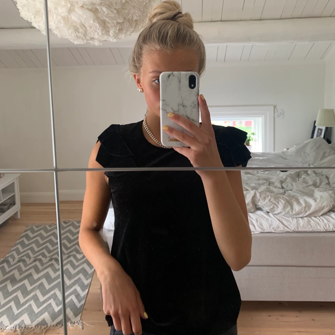 Topp med volangärm  - 91