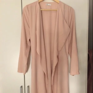  - Threnchcoat ifrån cubus