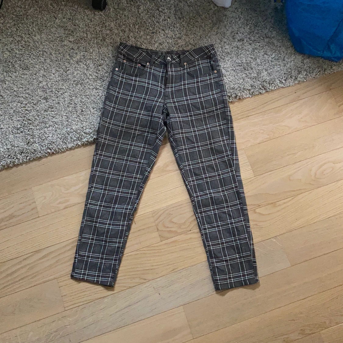 Grå Rutiga Byxor - 90