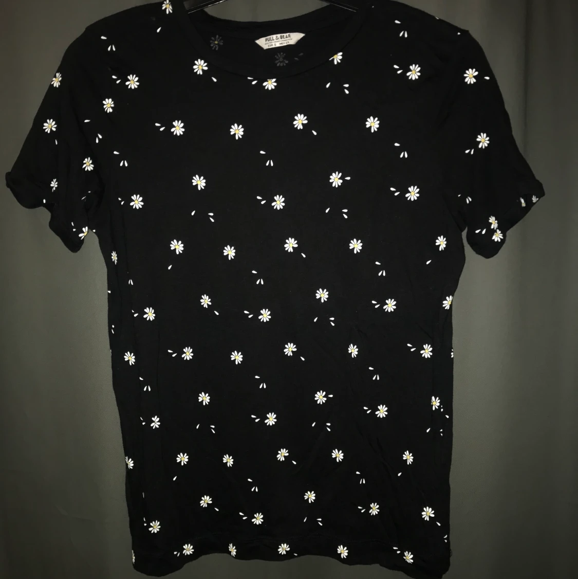 Svart mönstrad t-shirt - 90