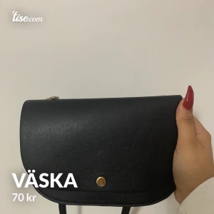 Väska - Pris kan diskuteras🦋