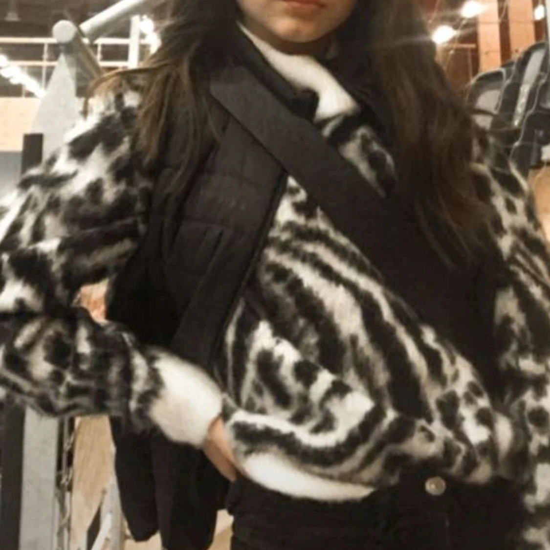 Kofta zebra mönster strl M - 90