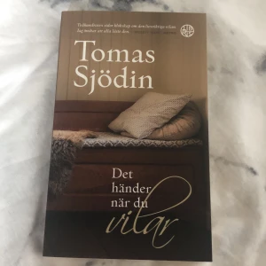 Bok - Bok med namnet ”det händer när du vilar” skriven av Tomas Sjödin. Otroligt bra bok.