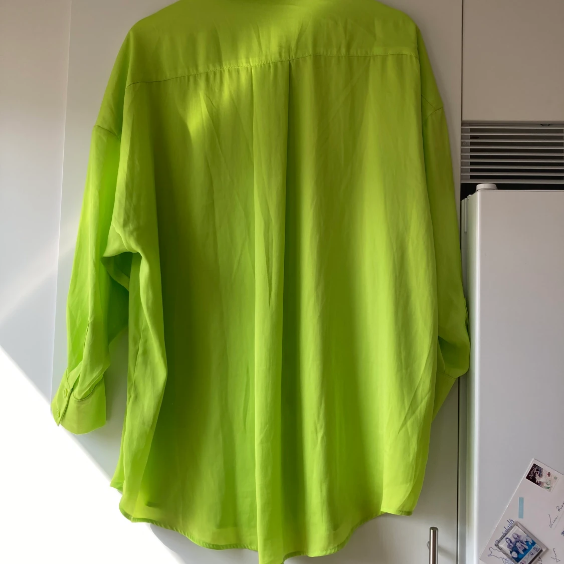 Neongrön blus Monki  - 91