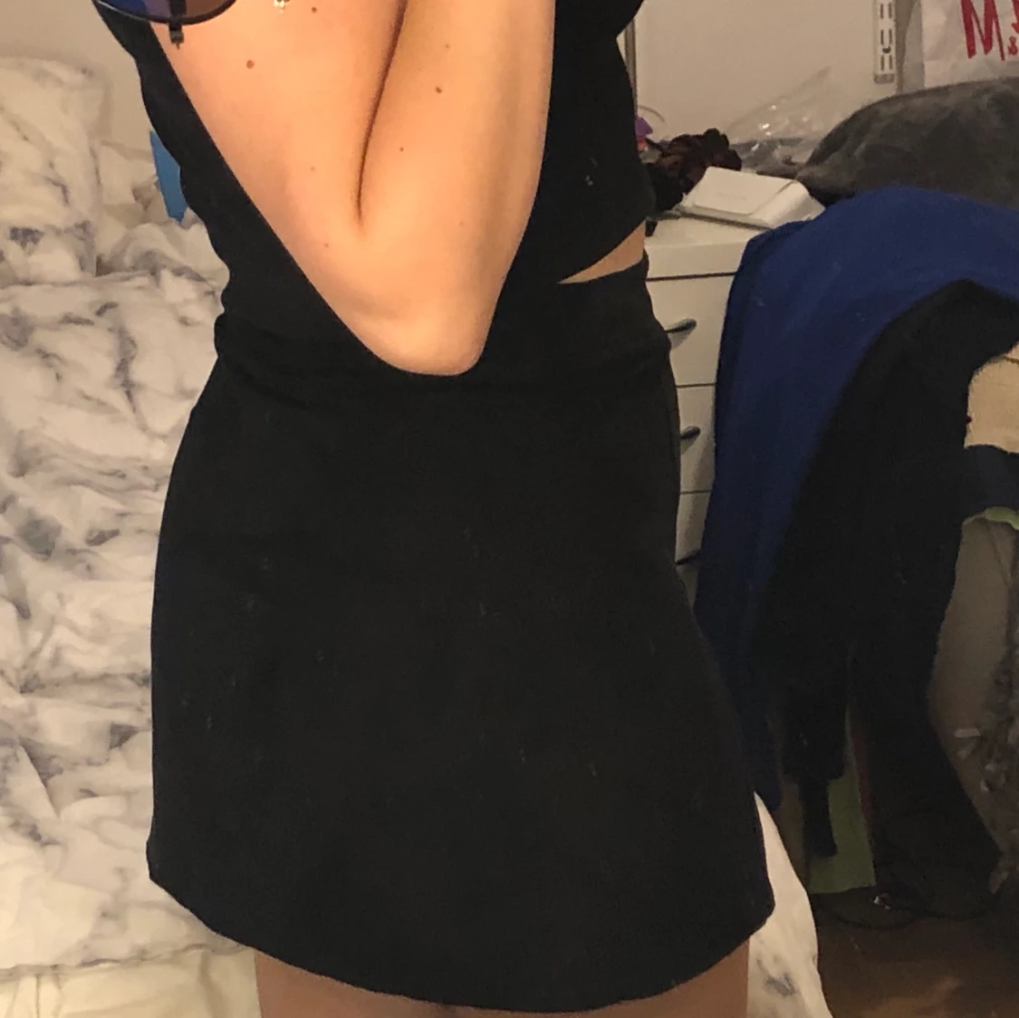 Svart kjol strl 38 - 91