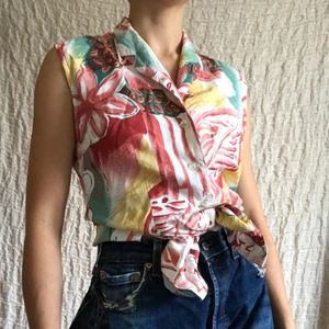 Skjorta  - Fin 80-talsskjorta! Frakt på 44 kr tilkommer❤️