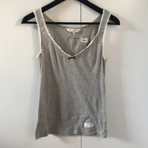 Odd Molly linne - En gulligt Odd Molly linne i fint skick. Bara att buda! 