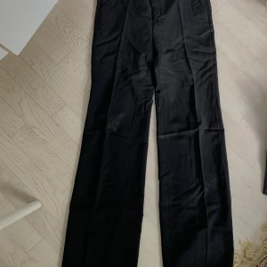 Kostymbyxor  - Som perfekta kostymbyxorna från Filippa K