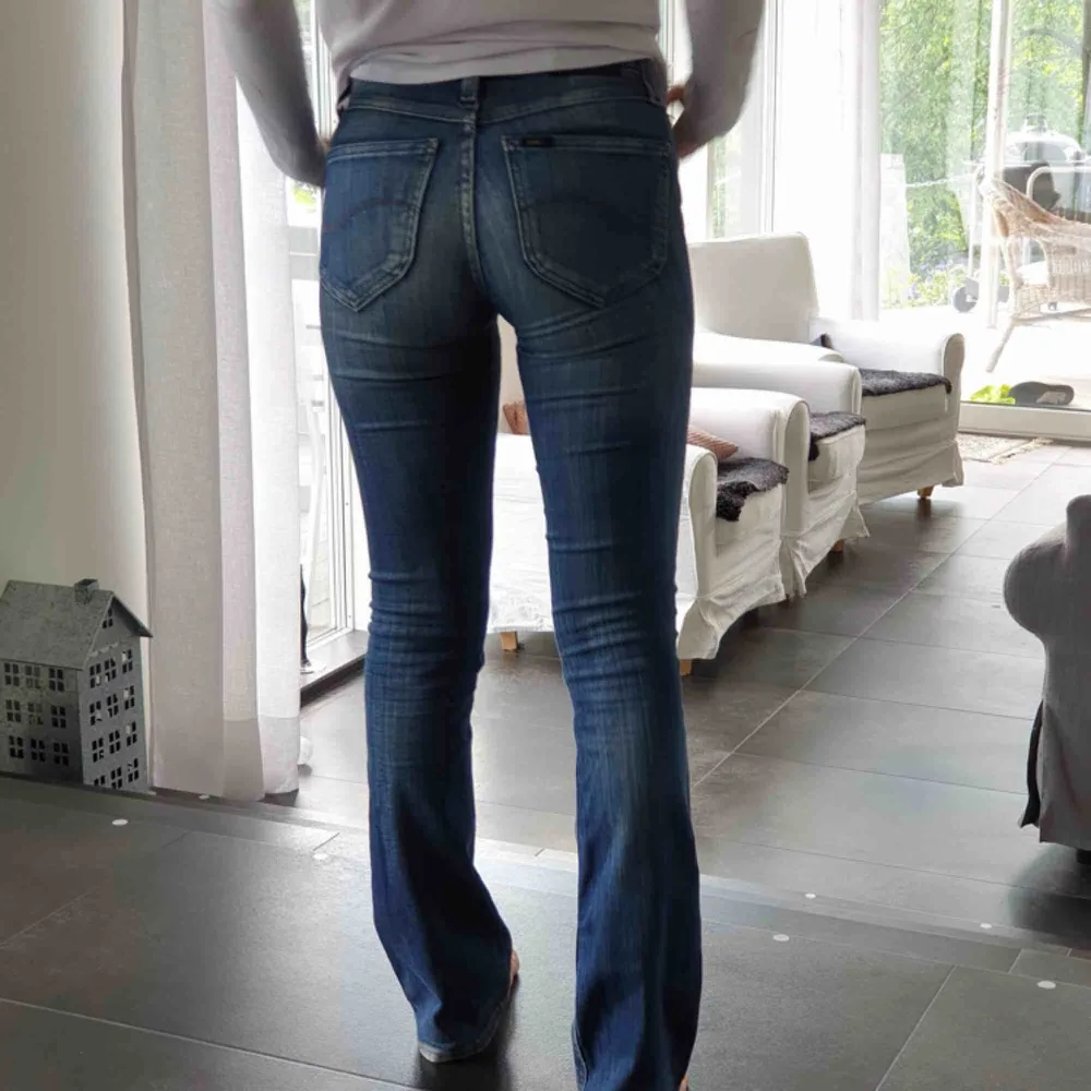 Bootcut jeans från Lee. Modellen heter Bonnie! . Jeans & Byxor.