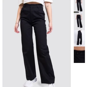 Kostymbyxor Madlady - Säljer mina raka kostymbyxor från madlady cargo-material, köpta för 499kr💞 Jag står för frakten!