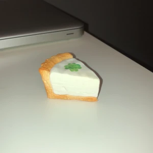 RM SQUISHY CAKE - 90 kr, ny, har alla tillbehör 💕