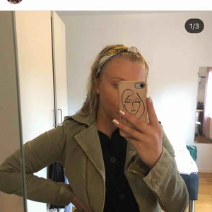  - Sälja pga liten storlek. Nästan aldrig använd 