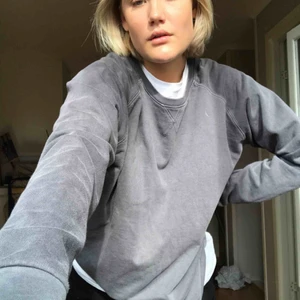  - Stor collagetröja, bra skick!