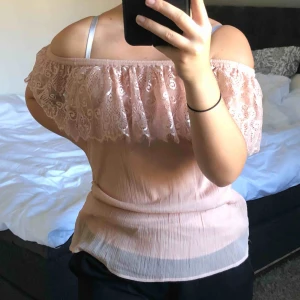  - Off shoulder! Markerar midjan, oanvänd!