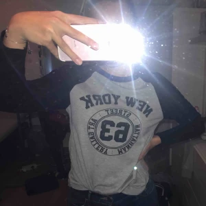  - Jättefin långärmad tröja ifrån ginatricot